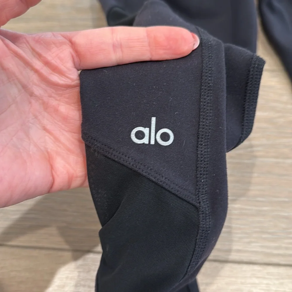 ALO Yoga excellent preowned